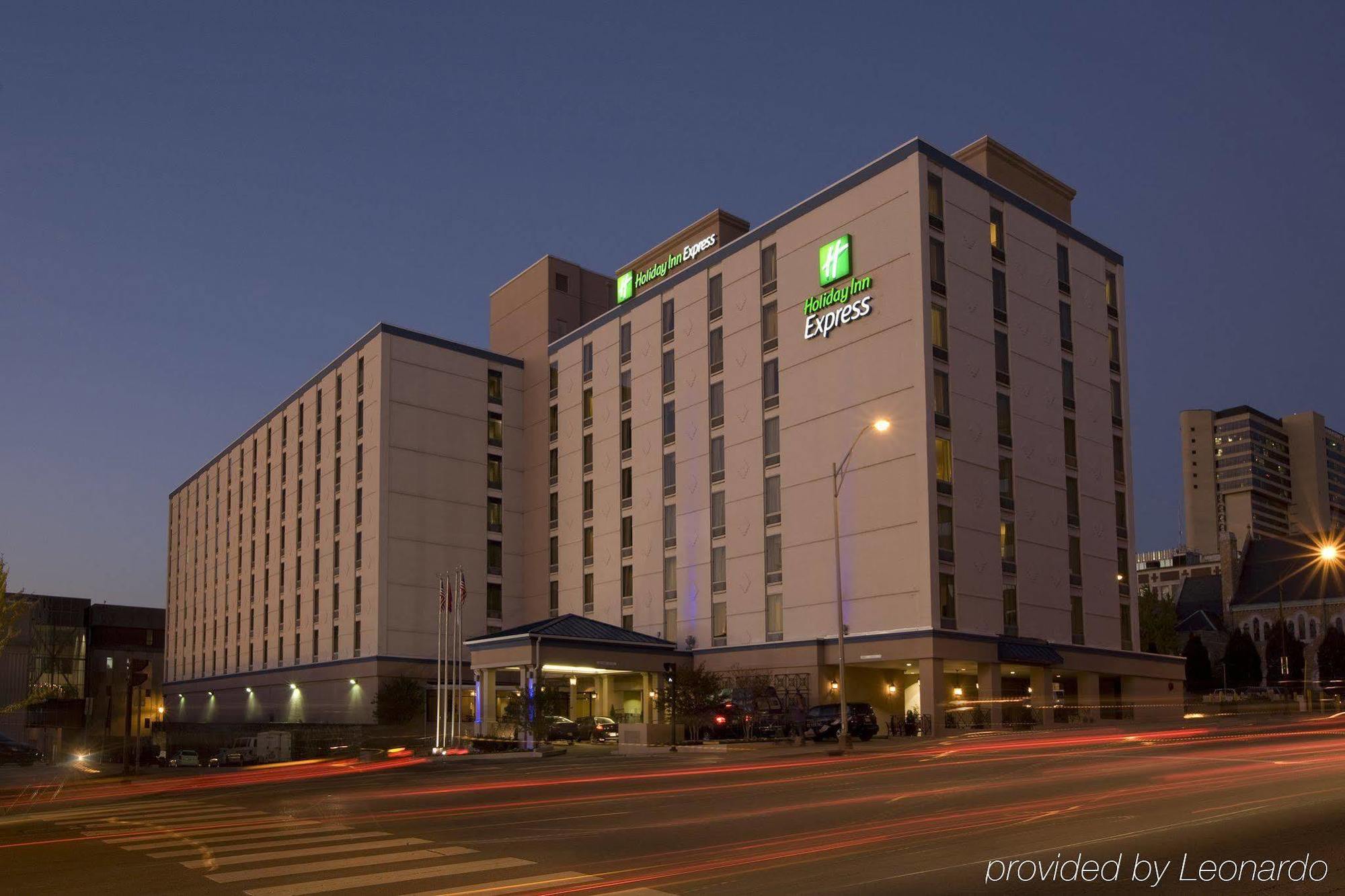 Holiday Inn Express Nashville-Downtown - Broadway By Ihg Εξωτερικό φωτογραφία