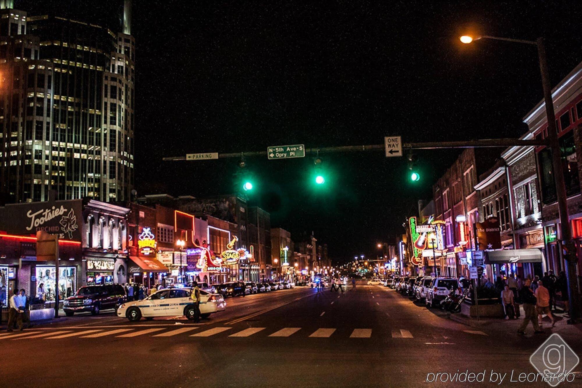 Holiday Inn Express Nashville-Downtown - Broadway By Ihg Εξωτερικό φωτογραφία